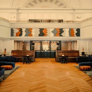 Thrilling Ambiance For Hotel Club Lounges