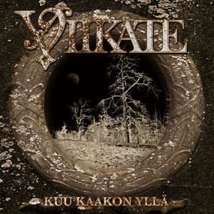 Kuu Kaakon Ylla